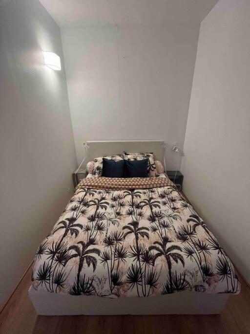 Chateau A 10 Min A Pied Apartment Versailles